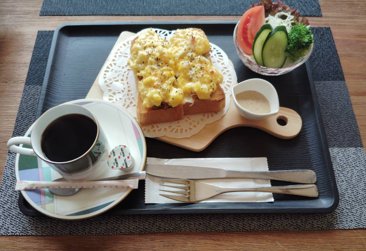 ブルボ＆エッグトーストセット